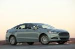 Ford Fusion Hybrid SE 2013 года